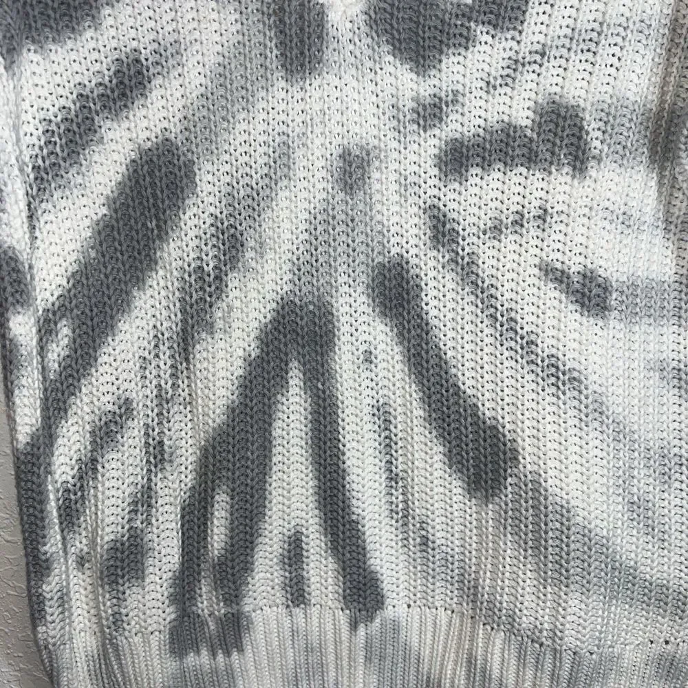 PINK Victorias Secret Gray White Knit V Neck Tie Dye Chunky Sweater Sz S - Picture 3 of 7